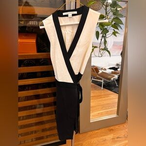 Diane Von Furstenberg sleeveless Gracie wrap black/white/navy black dress sz 2